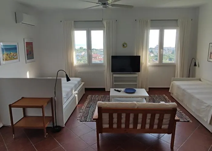 Horizon - Sunset & Seaview *