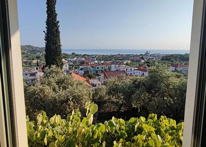 Horizon - Sunset & Seaview *